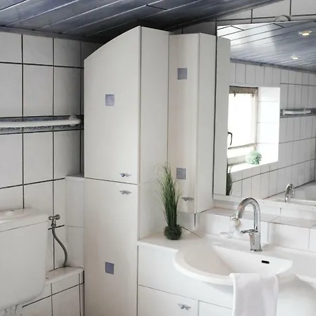 Sunnyhome Monteur Bubach Швандорф